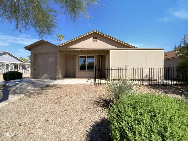6512 S SAWGRASS Drive, Chandler, AZ 85249