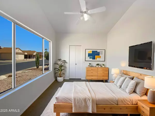 6512 S SAWGRASS Drive, Chandler, AZ 85249