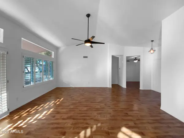 6934 S OAKMONT Drive, Chandler, AZ 85249