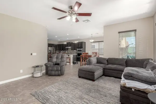 671 E BLOSSOM Road, San Tan Valley, AZ 85143