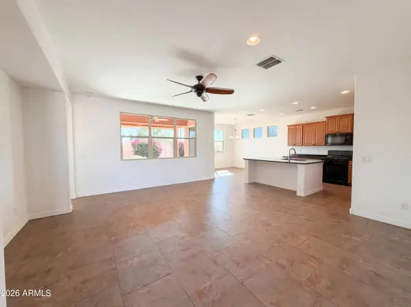 20387 N GENTLE BREEZE Court, Maricopa, AZ 85138