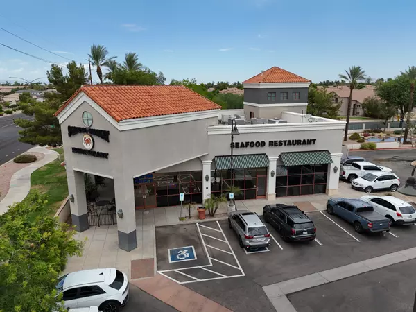 Seafood Market & Restaurant Closes Its Doors at Dana Park