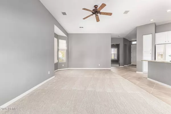 5102 S PEACHWOOD Drive, Gilbert, AZ 85298