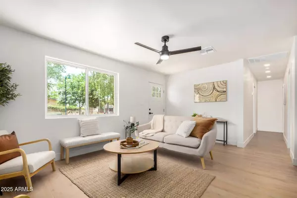 120 E PAGE Avenue, Gilbert, AZ 85234