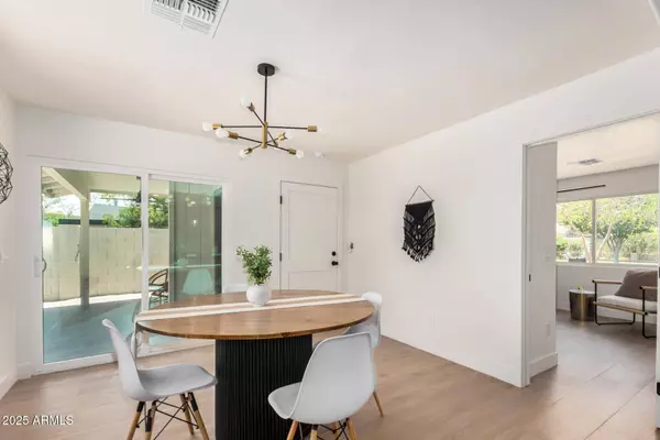 120 E PAGE Avenue, Gilbert, AZ 85234