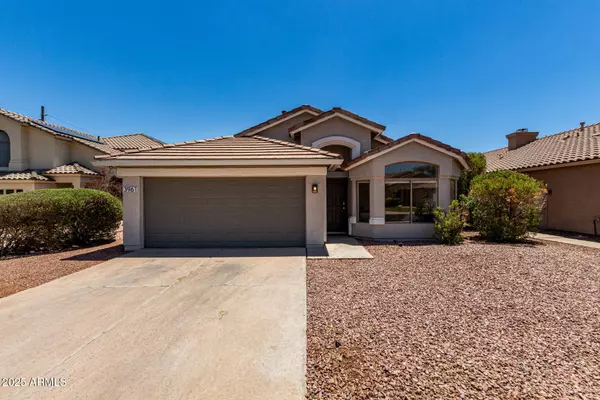 3961 E LEXINGTON Avenue, Gilbert, AZ 85234