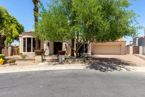 1402 W SANDPIPER Drive, Gilbert, AZ 85233