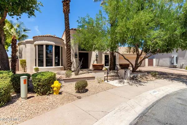 1402 W SANDPIPER Drive, Gilbert, AZ 85233