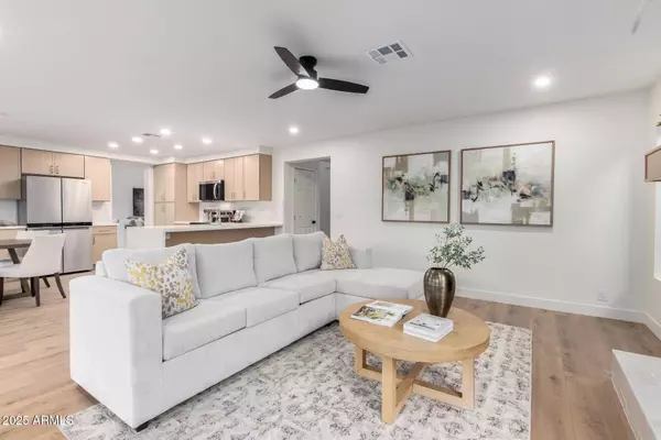 7846 W OCOTILLO Road, Glendale, AZ 85303