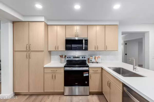 7846 W OCOTILLO Road, Glendale, AZ 85303