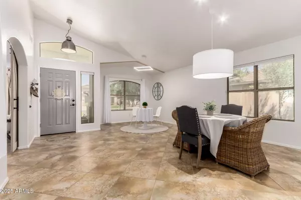 2093 E RAWHIDE Street, Gilbert, AZ 85296