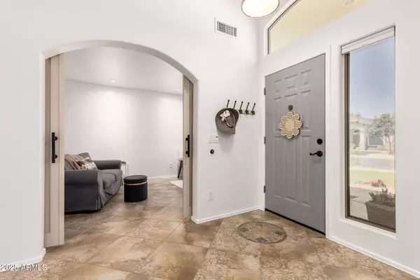 2093 E RAWHIDE Street, Gilbert, AZ 85296