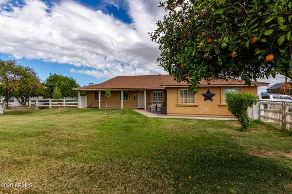 17844 E CHESTNUT Drive, Queen Creek, AZ 85142