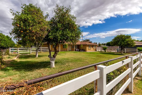 17844 E CHESTNUT Drive, Queen Creek, AZ 85142