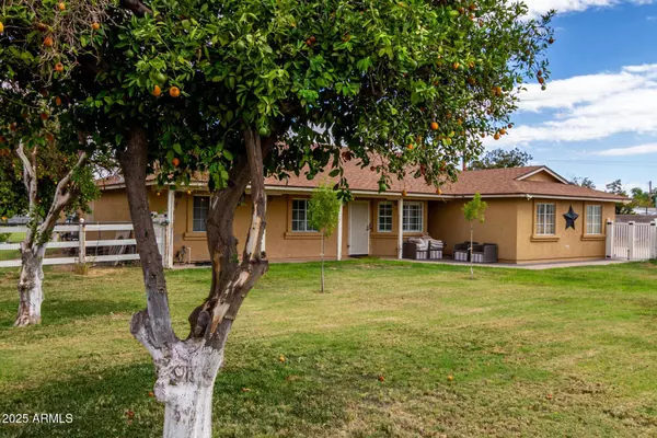 17844 E CHESTNUT Drive, Queen Creek, AZ 85142