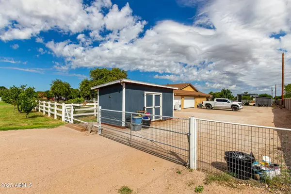 17844 E CHESTNUT Drive, Queen Creek, AZ 85142