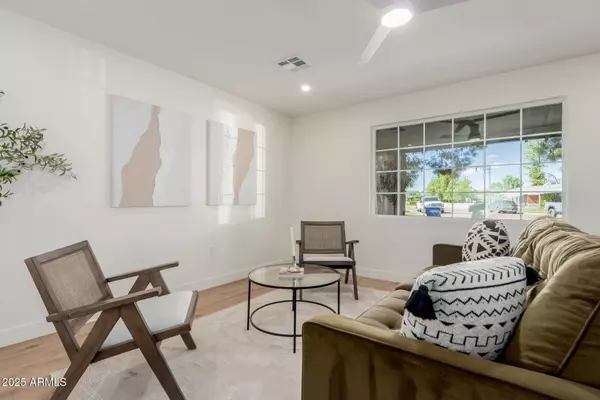 119 E LINDA Lane, Gilbert, AZ 85234