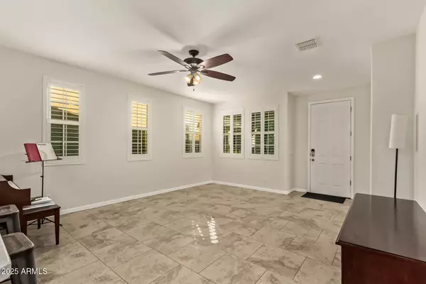 7362 E ONZA Avenue, Mesa, AZ 85212