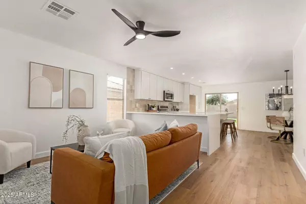 10427 E ARCADIA Avenue, Mesa, AZ 85208