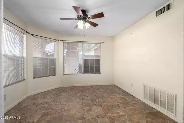 150 S NORFOLK Circle, Mesa, AZ 85206