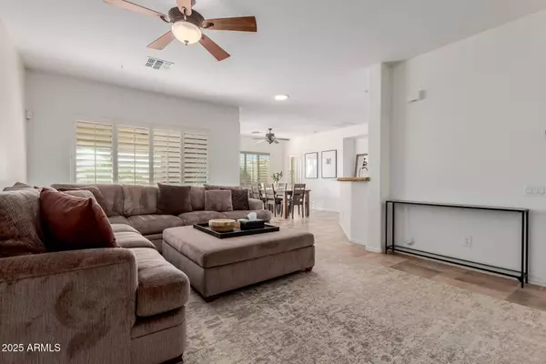 8174 S MOUNTAIN AIR Lane, Gold Canyon, AZ 85118