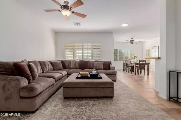 8174 S MOUNTAIN AIR Lane, Gold Canyon, AZ 85118