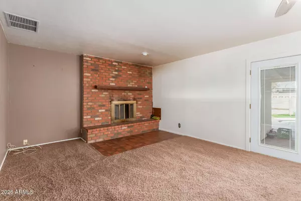 3634 W MEDLOCK Drive, Phoenix, AZ 85019