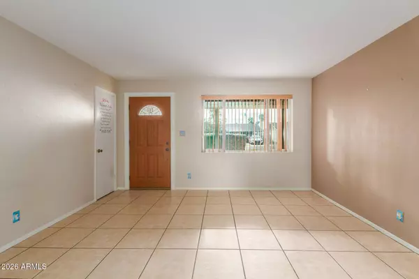 3634 W MEDLOCK Drive, Phoenix, AZ 85019