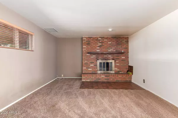 3634 W MEDLOCK Drive, Phoenix, AZ 85019