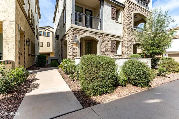 1747 E CHELSEA Lane, Gilbert, AZ 85295