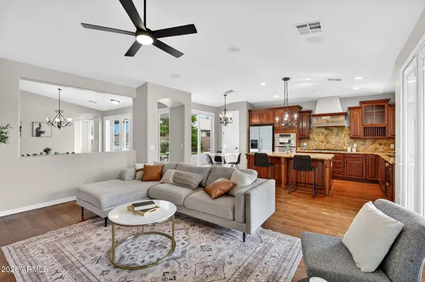 2480 E HONEYSUCKLE Place, Chandler, AZ 85286
