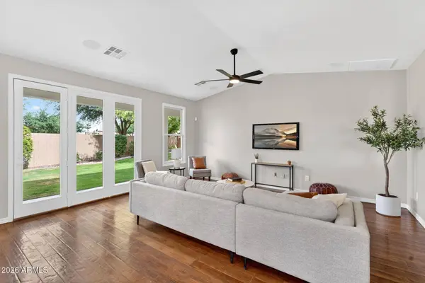 2480 E HONEYSUCKLE Place, Chandler, AZ 85286