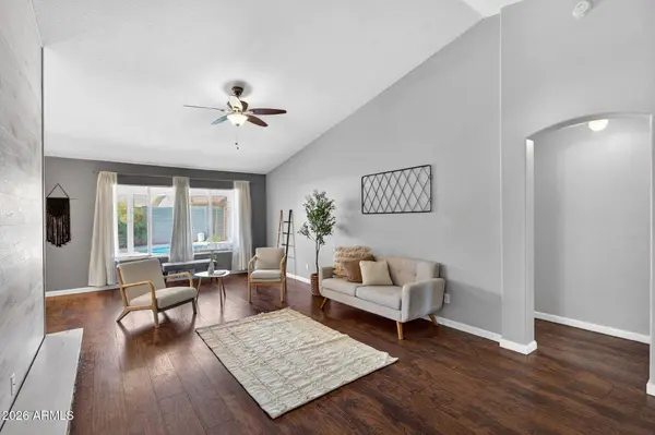 518 W AMOROSO Drive, Gilbert, AZ 85233