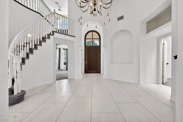 1401 W SANDPIPER Drive, Gilbert, AZ 85233