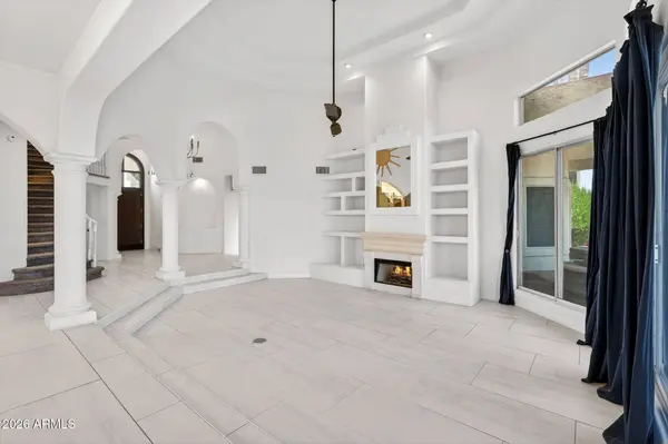 1401 W SANDPIPER Drive, Gilbert, AZ 85233