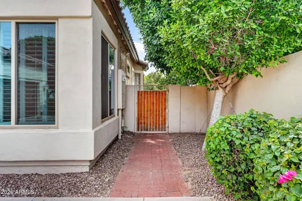 2451 W MAPLEWOOD Street, Chandler, AZ 85286