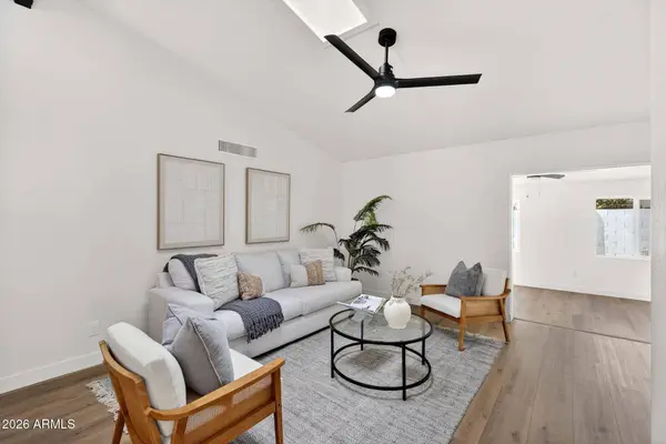 2104 E ENID Avenue, Mesa, AZ 85204