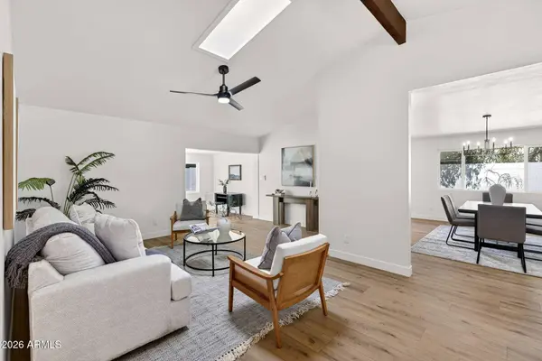 2104 E ENID Avenue, Mesa, AZ 85204