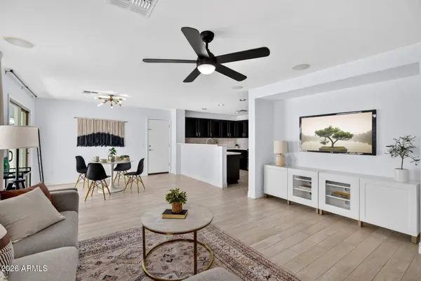 954 S DEERFIELD Lane, Gilbert, AZ 85296