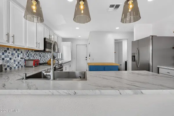 28 N BIRCH Street, Gilbert, AZ 85233