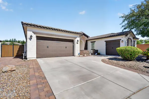 1481 S CARRIAGE Lane, Chandler, AZ 85286