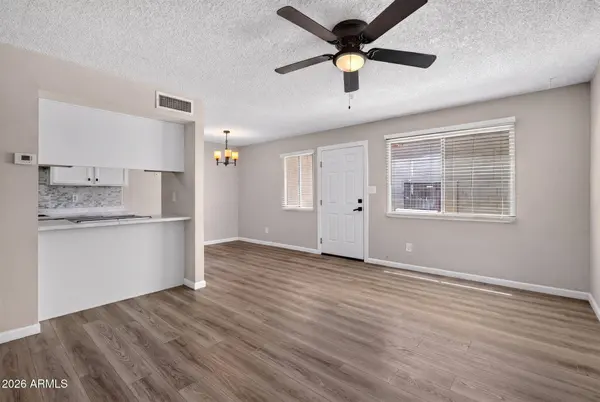 948 S ALMA SCHOOL Road #154, Mesa, AZ 85210