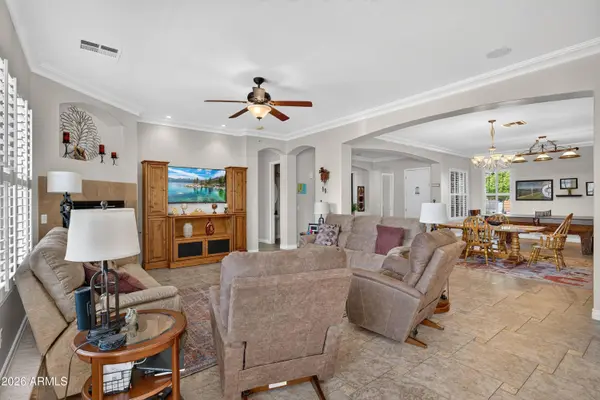 6729 S BANNING Street, Gilbert, AZ 85298
