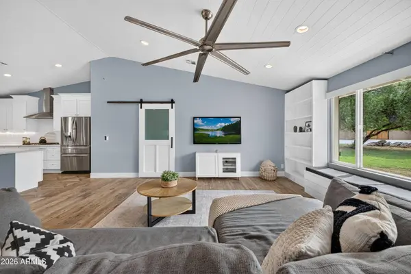 1000 E HOUSTON Avenue, Gilbert, AZ 85234