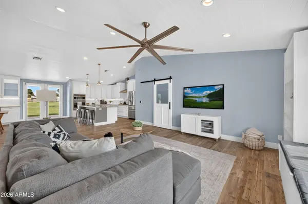 1000 E HOUSTON Avenue, Gilbert, AZ 85234