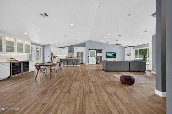 1000 E HOUSTON Avenue, Gilbert, AZ 85234