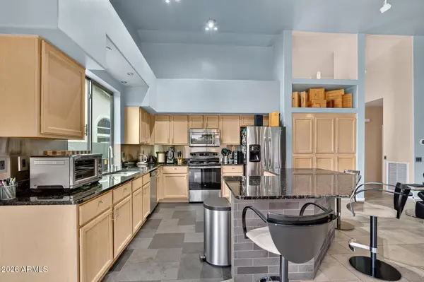 2010 E DIAS Drive, Gilbert, AZ 85234