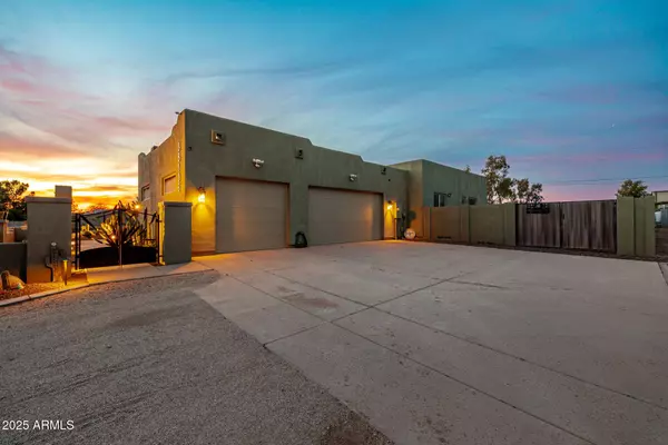 38106 N 2ND Lane, Phoenix, AZ 85086