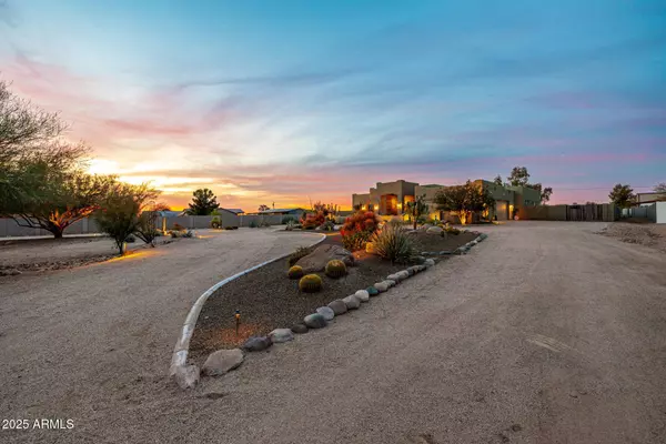 38106 N 2ND Lane, Phoenix, AZ 85086