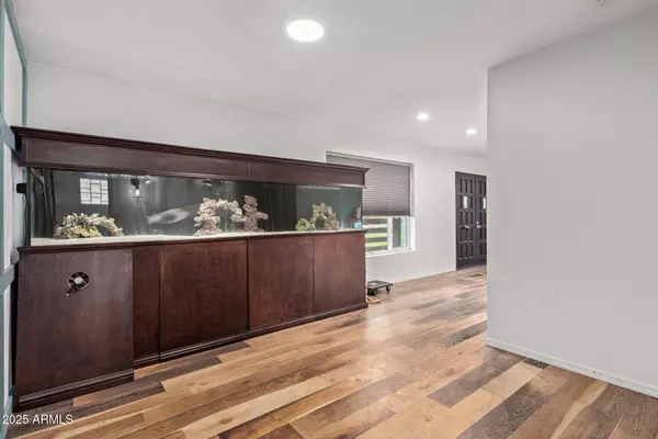 44 W PALMDALE Drive, Tempe, AZ 85282